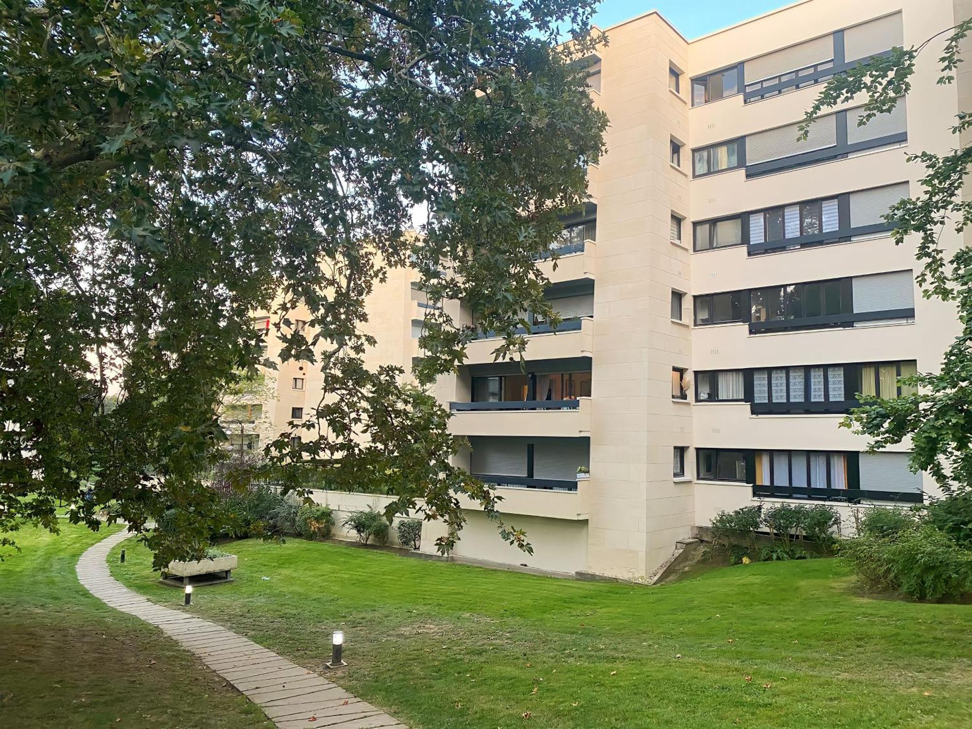 Apartament Le Chaleureux Franconville  Zewnętrze zdjęcie